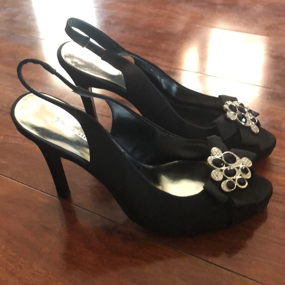 Open toe shoes - Picture 2 of 4